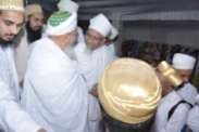 Mulaaqaat-e-Mufeedah of the Heads of Both Bohra Communities